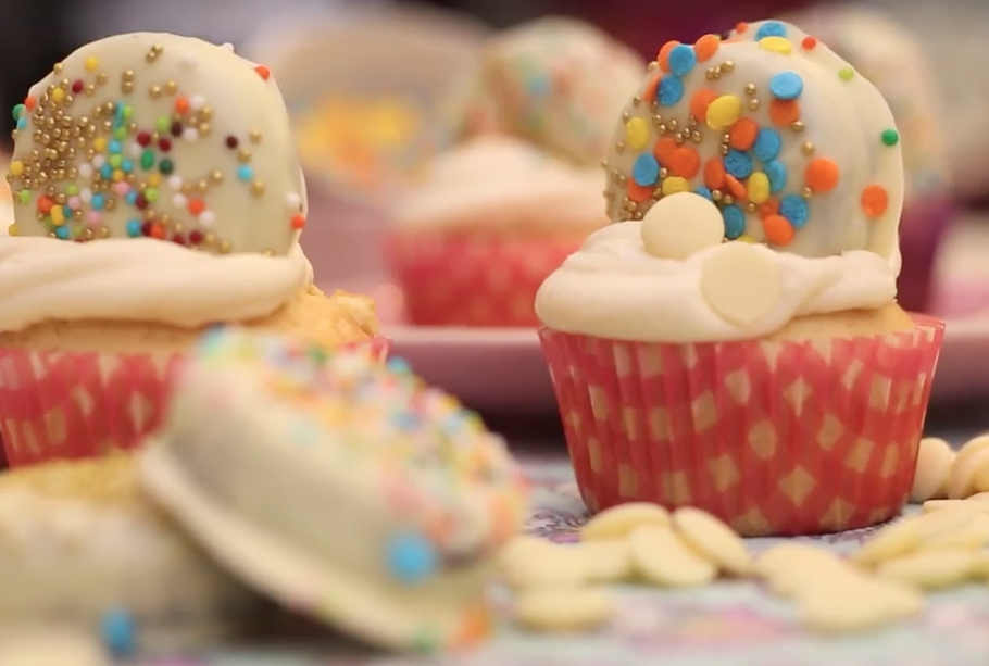 Cupcakes de chocolate blanco y limón