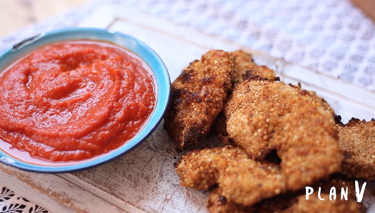 Nuggets de pollo apanados en quinoa