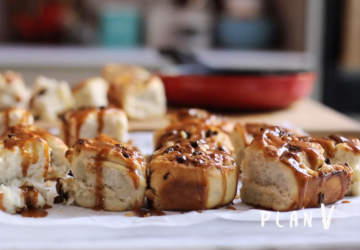 Pan dulce con higos secos y chocolate blanco