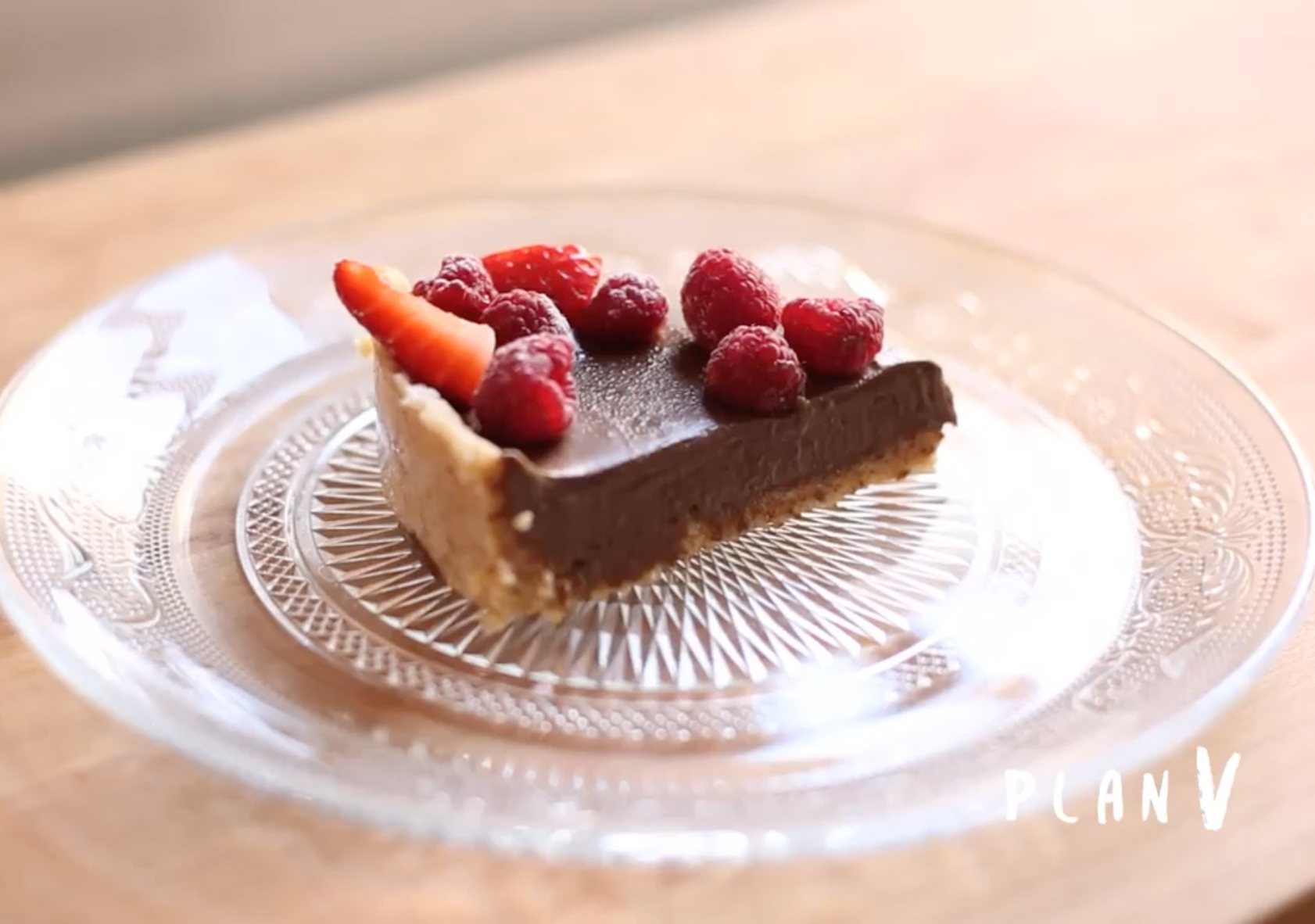 Tarta de mousse de chocolate y berries